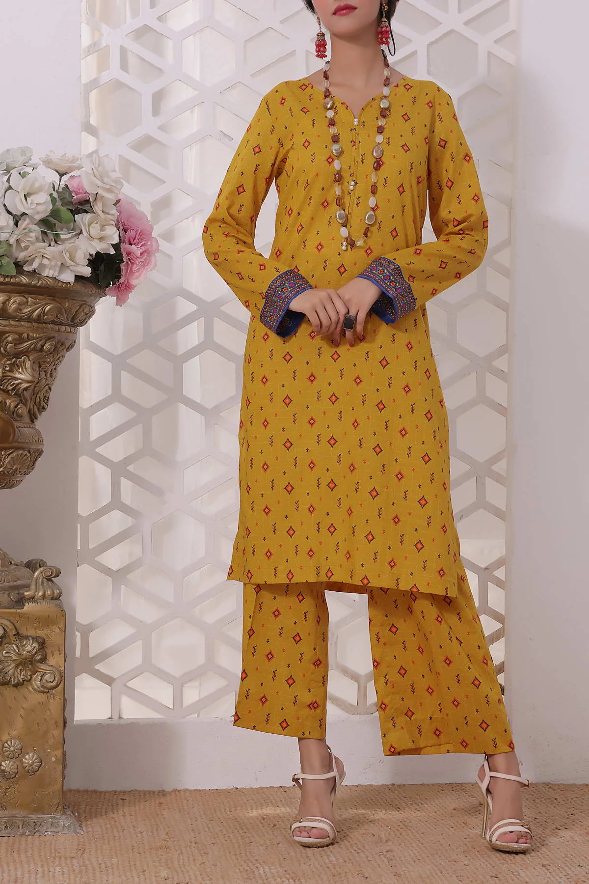 Aiza Momina Coords D-70