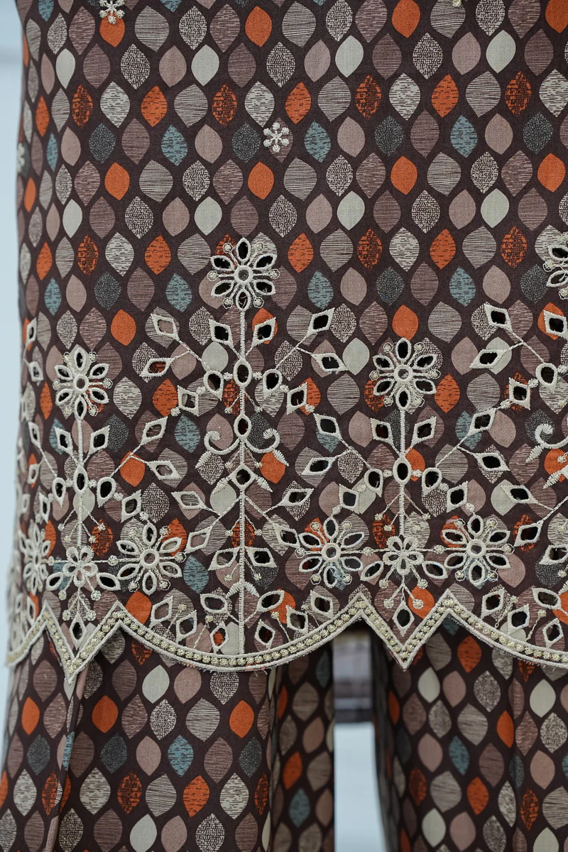 Aiza Momina Emb D-68 - Image 4
