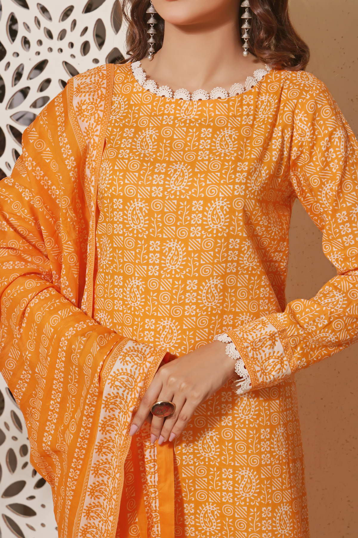 Aiza Momina Three Pcs D-15 - Image 3