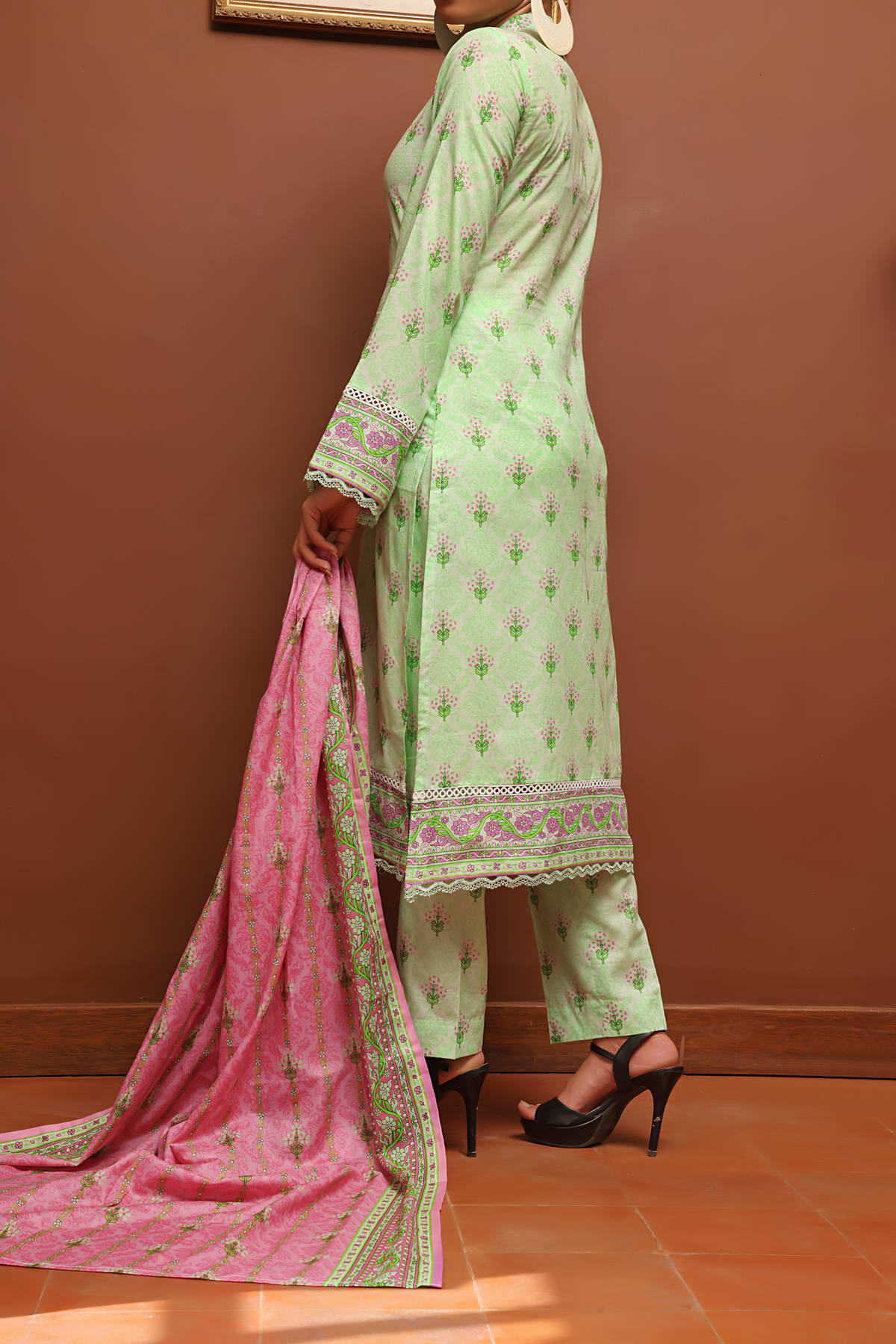 Aiza Momina Three Pcs D-25 - Image 3
