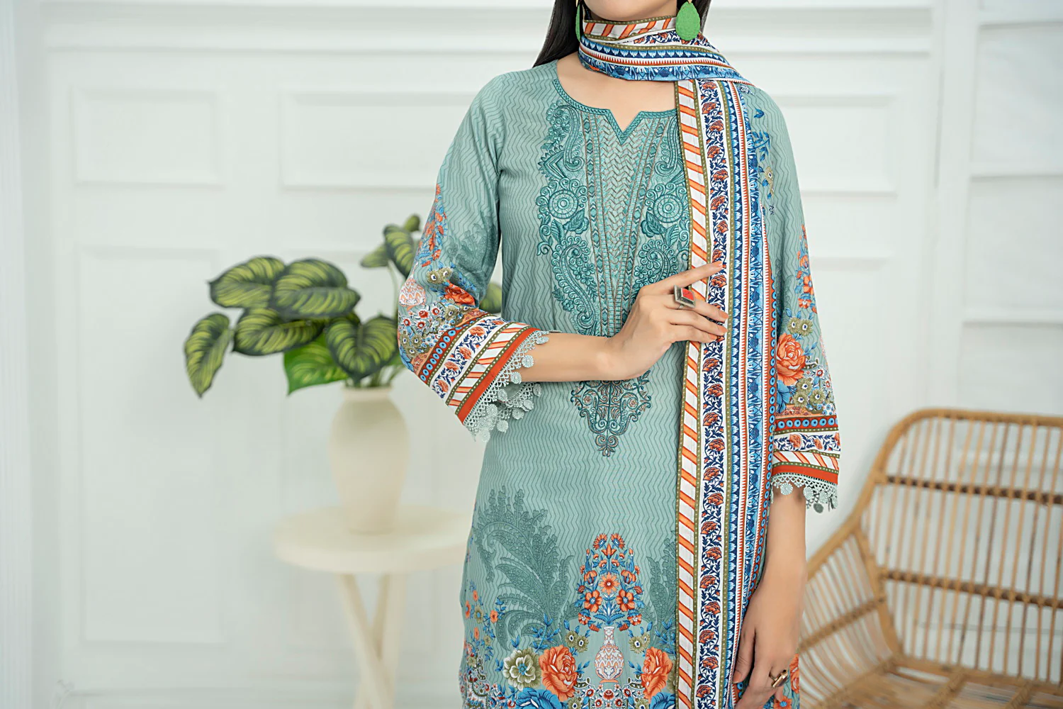 Haseen Emb Lawn D-109 - Image 6