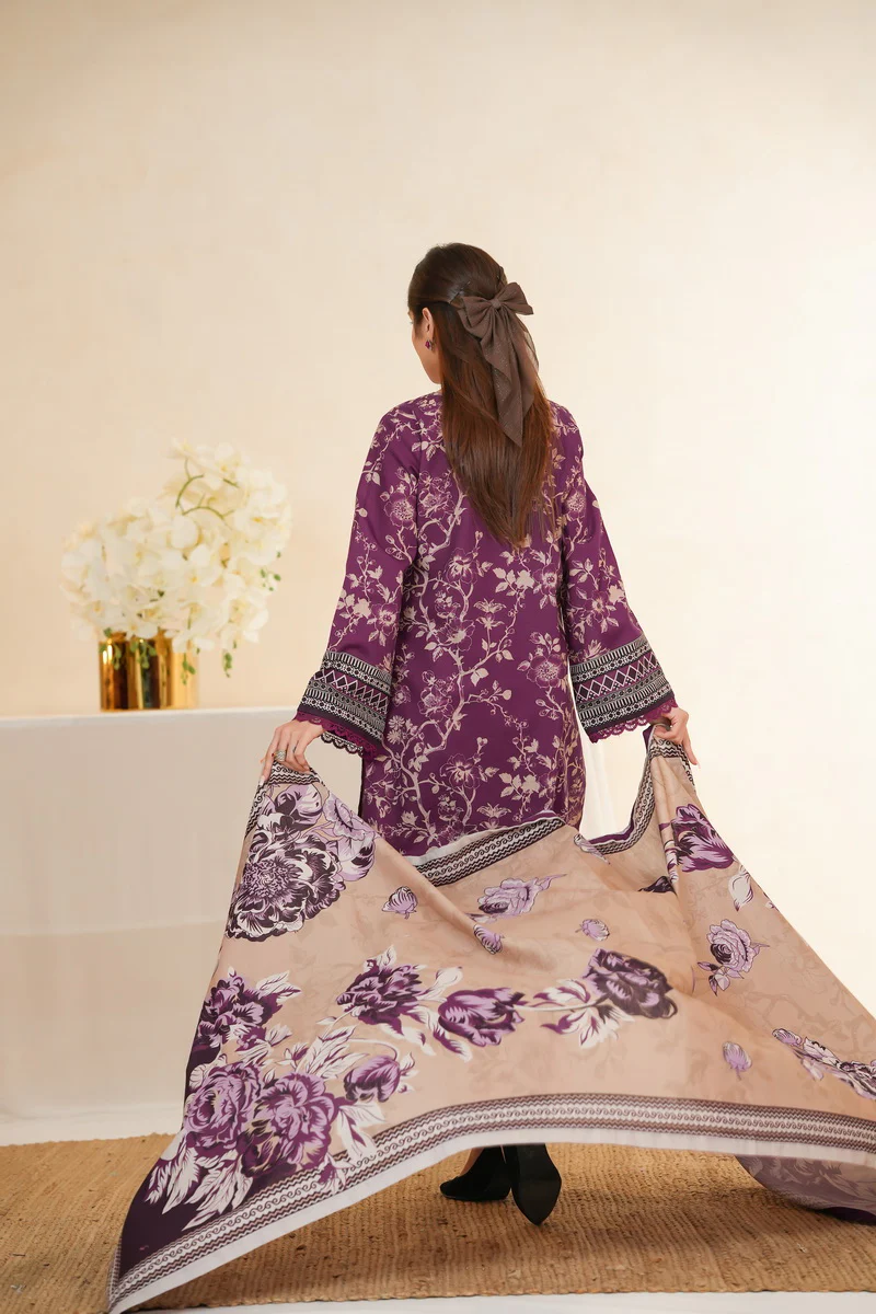 Mahnoor Emb Khaddar D-360 - Image 3