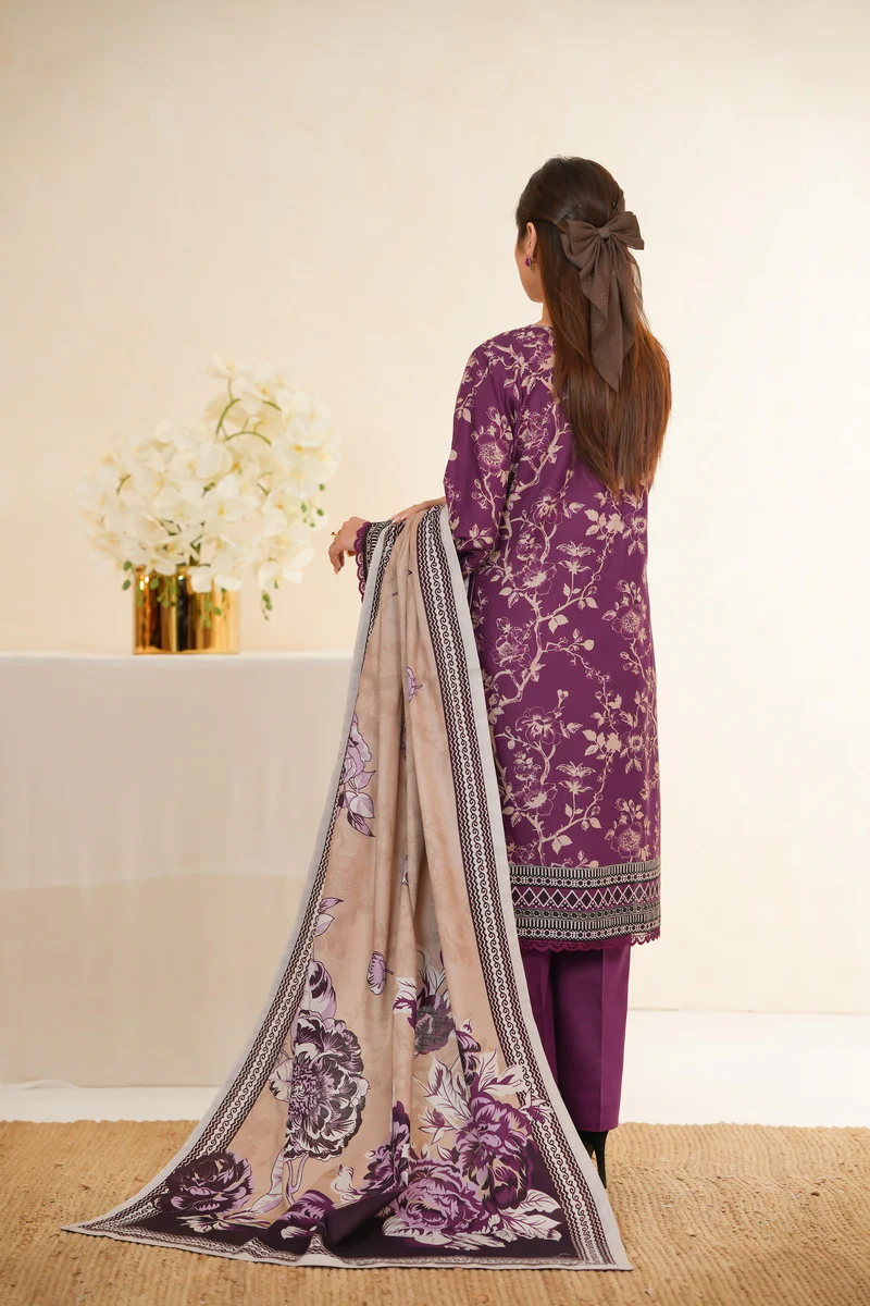 Mahnoor Emb Khaddar D-360 - Image 4