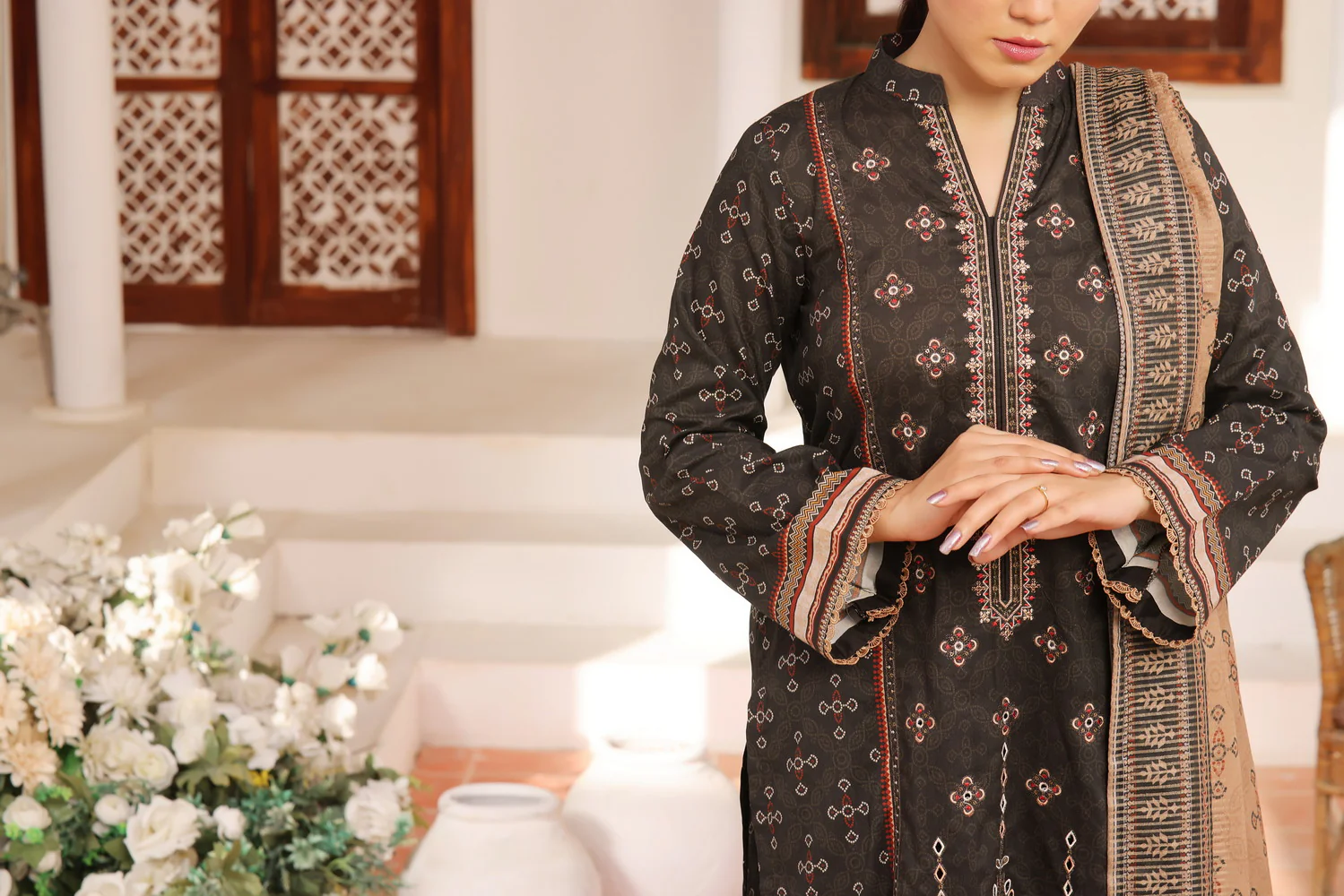 Misri Emb Lawn D-479 - Image 3