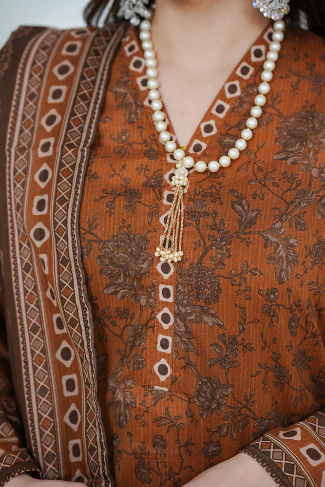 Misri Lawn D-752 - Image 2