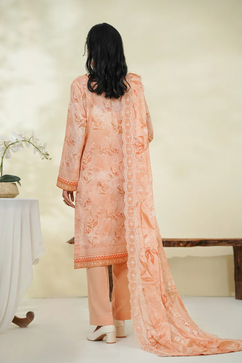 Ramsha Lawnkari D-782 - Image 4