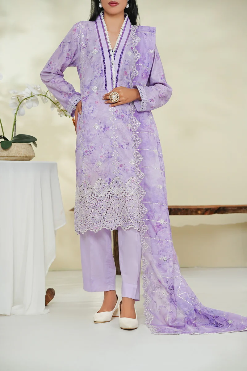 Ramsha Lawnkari D-783