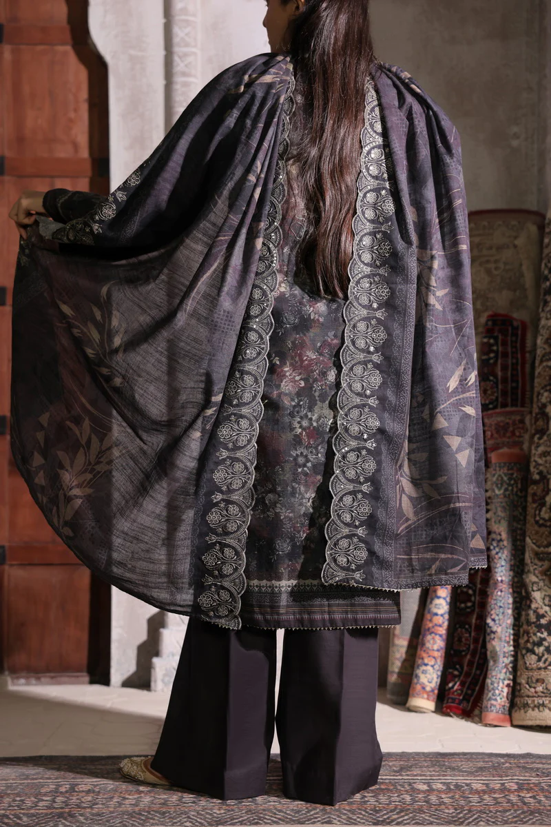 Shahkar Emb Khaddar D-005 - Image 4