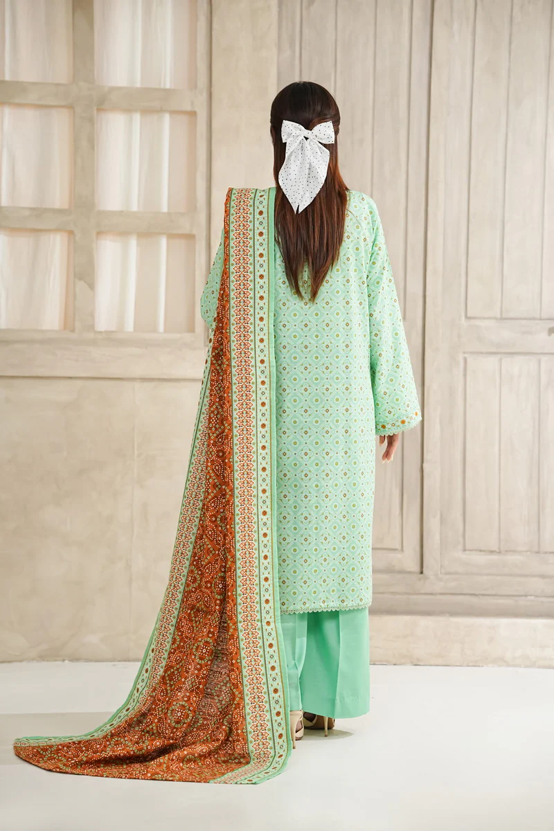 Shahkar Print Khaddar D-5516 - Image 5