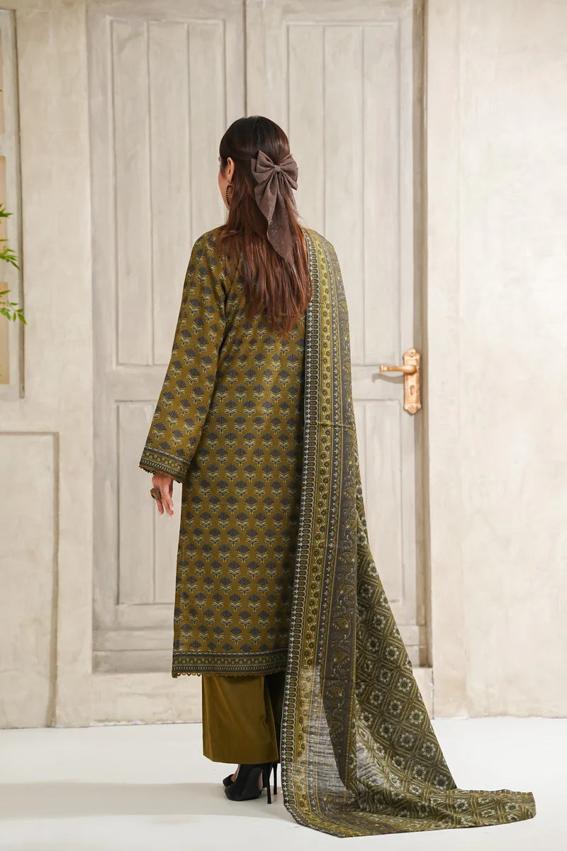 Shahkar Print Khaddar D-5519 - Image 3