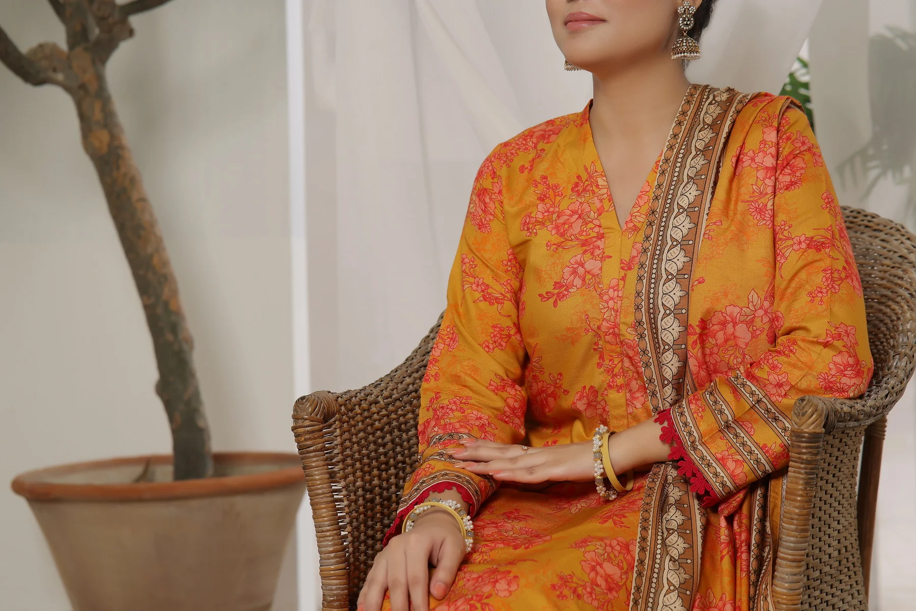 Shahkar Shimmery D-05 - Image 4
