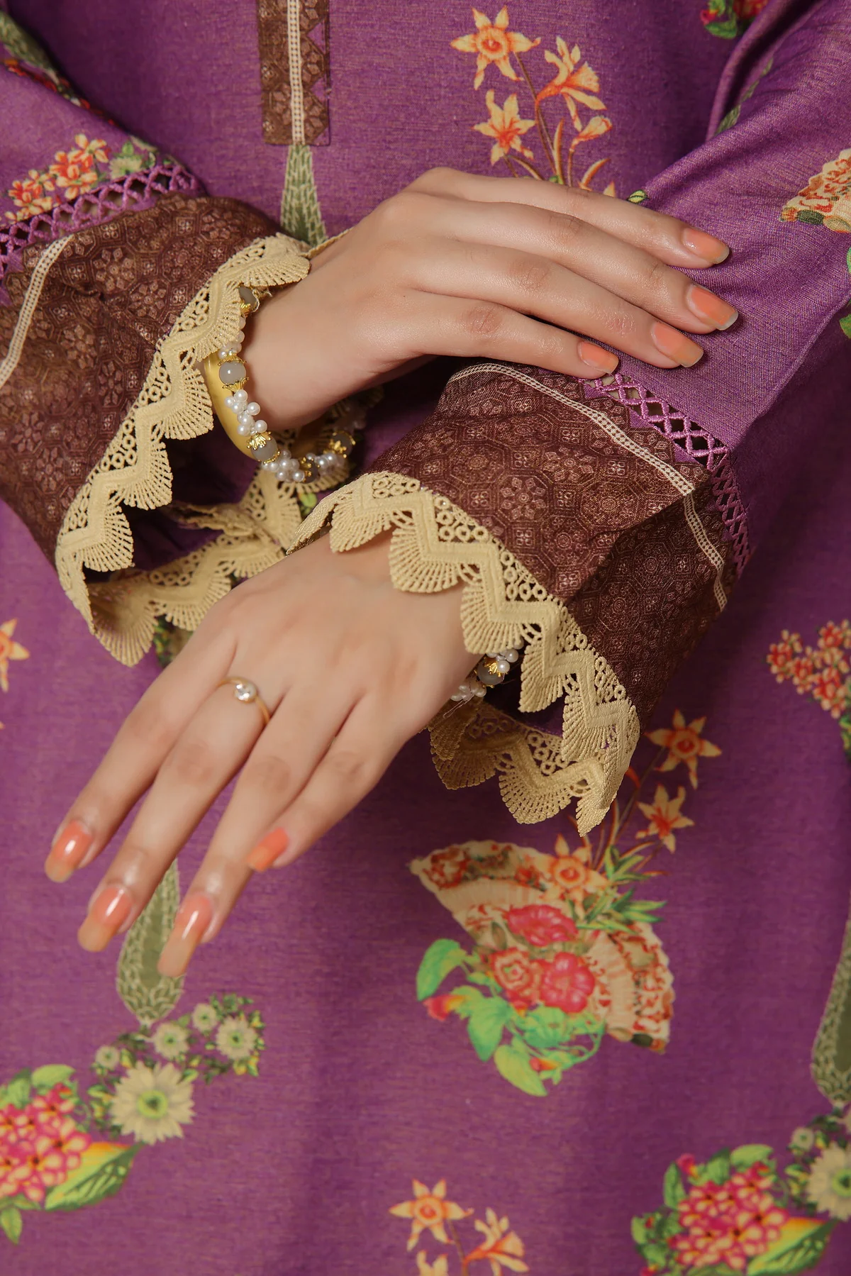 Shahkar Shimmery D-08 - Image 3