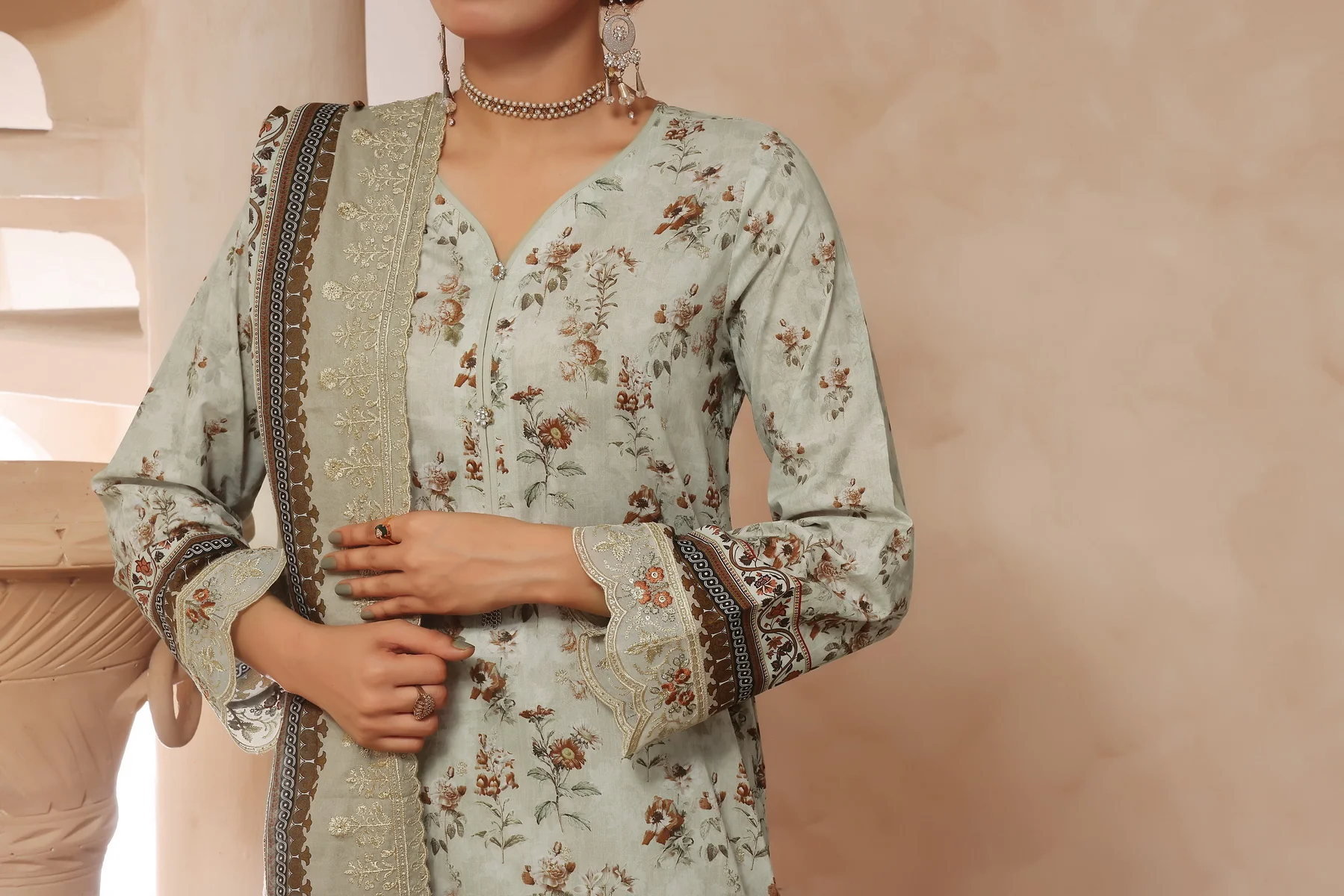 Zynah Chikankari D-600 - Image 5