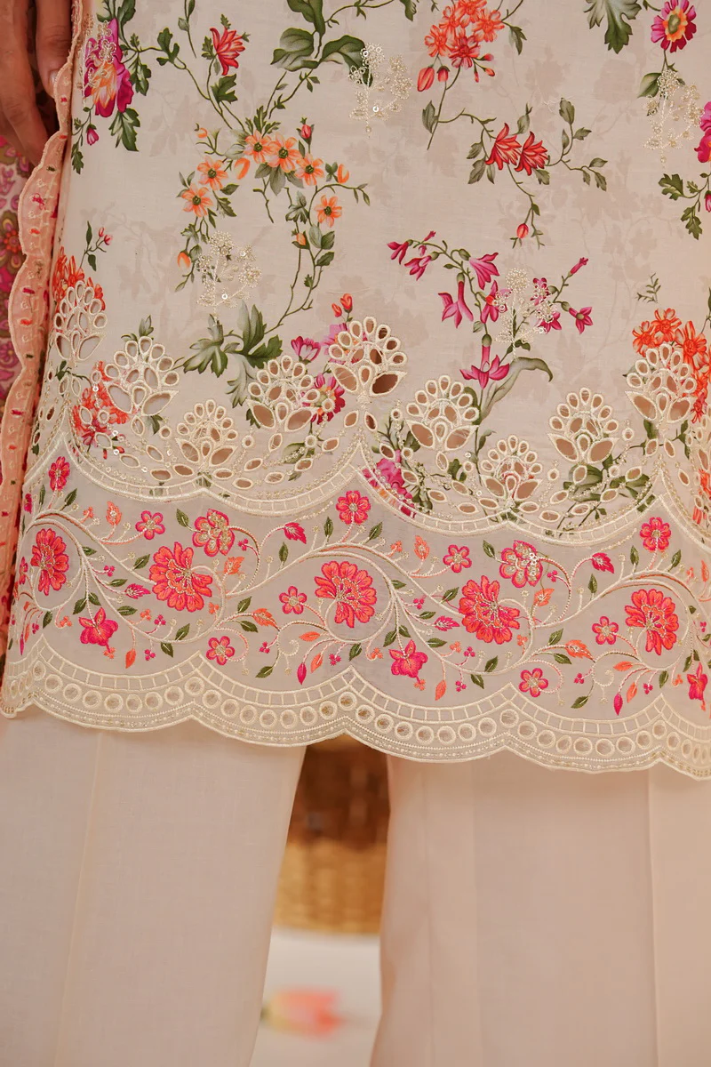 Zynah Chikankari D-683 - Image 5