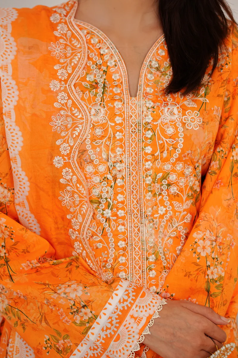 Zynah Chikankari D-690 - Image 3